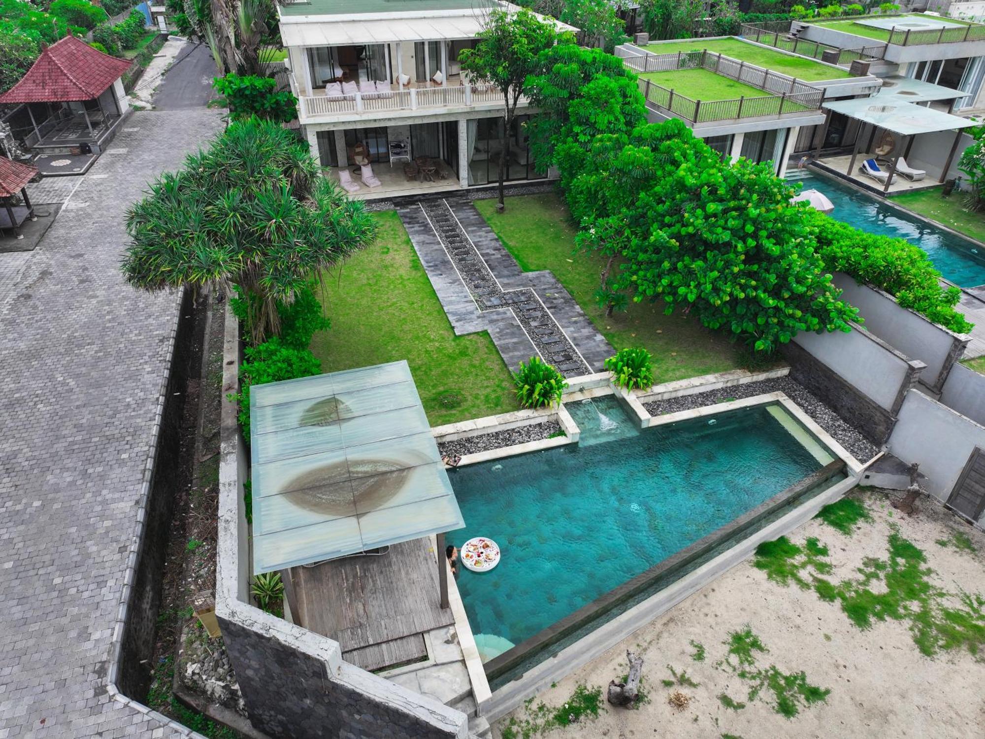 Ketewel Beach Villas And Spa Exterior photo